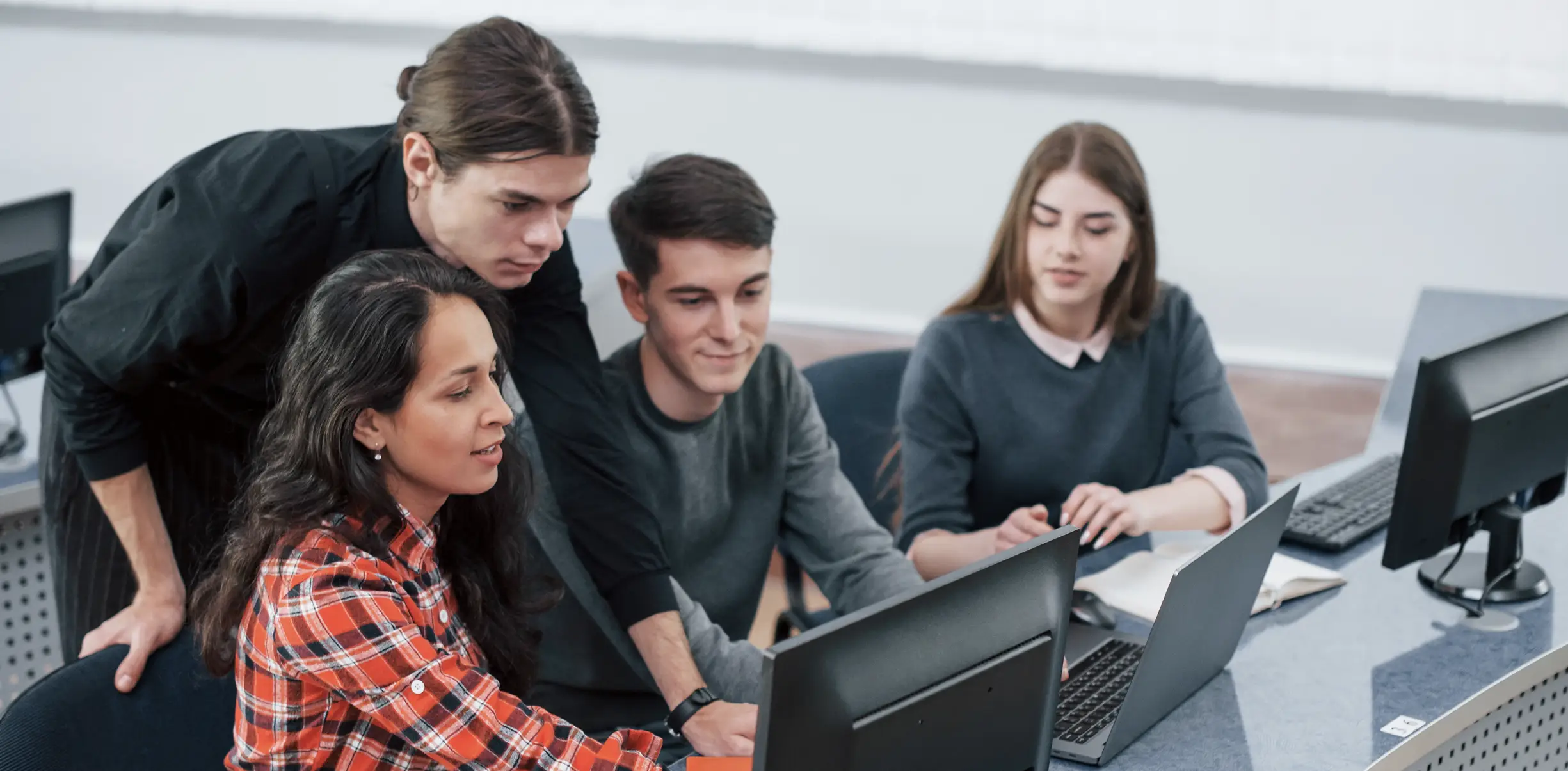 To get IT jobs, non techies eye e-learning
